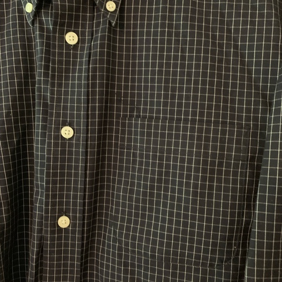 Eddie Bauer Wrinkle Resistant Dress Shirt - Picture 2 of 6